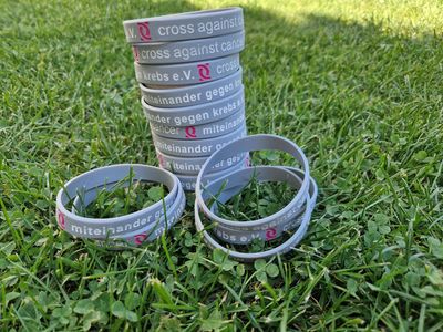 Armband „cross against cancer“ Armband „cross against cancer“