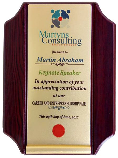 Custom Wooden Award Plaques – Free Shipping to Accra Circle, Ghana