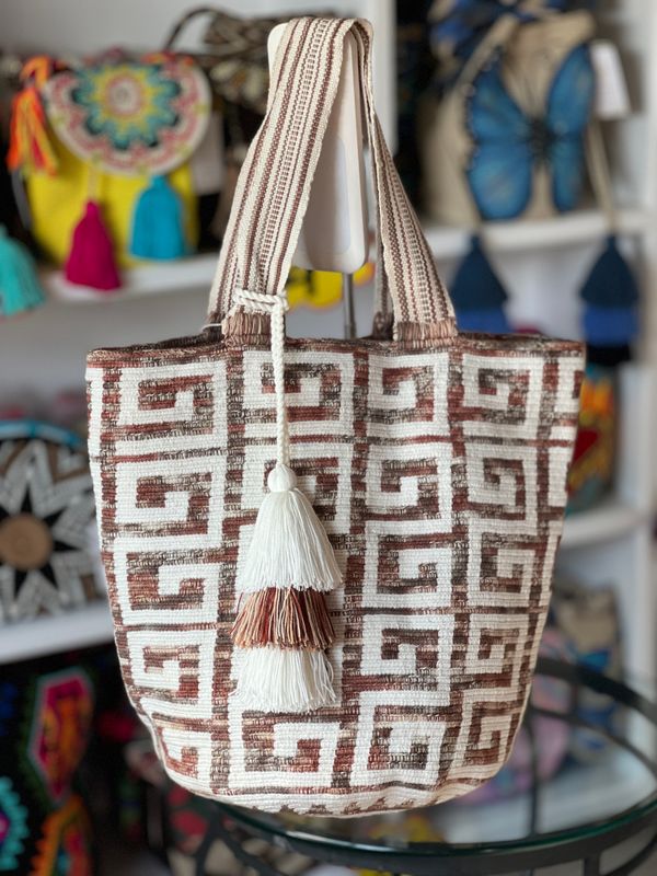 MOCHILONES TEJIDOS EN DOS HILOS