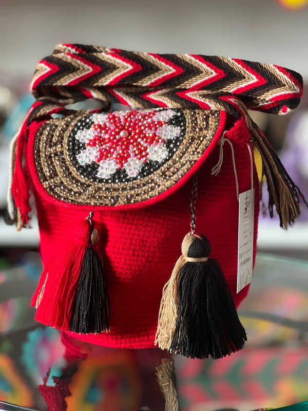 MEDIANA CON TAPA DECORADA