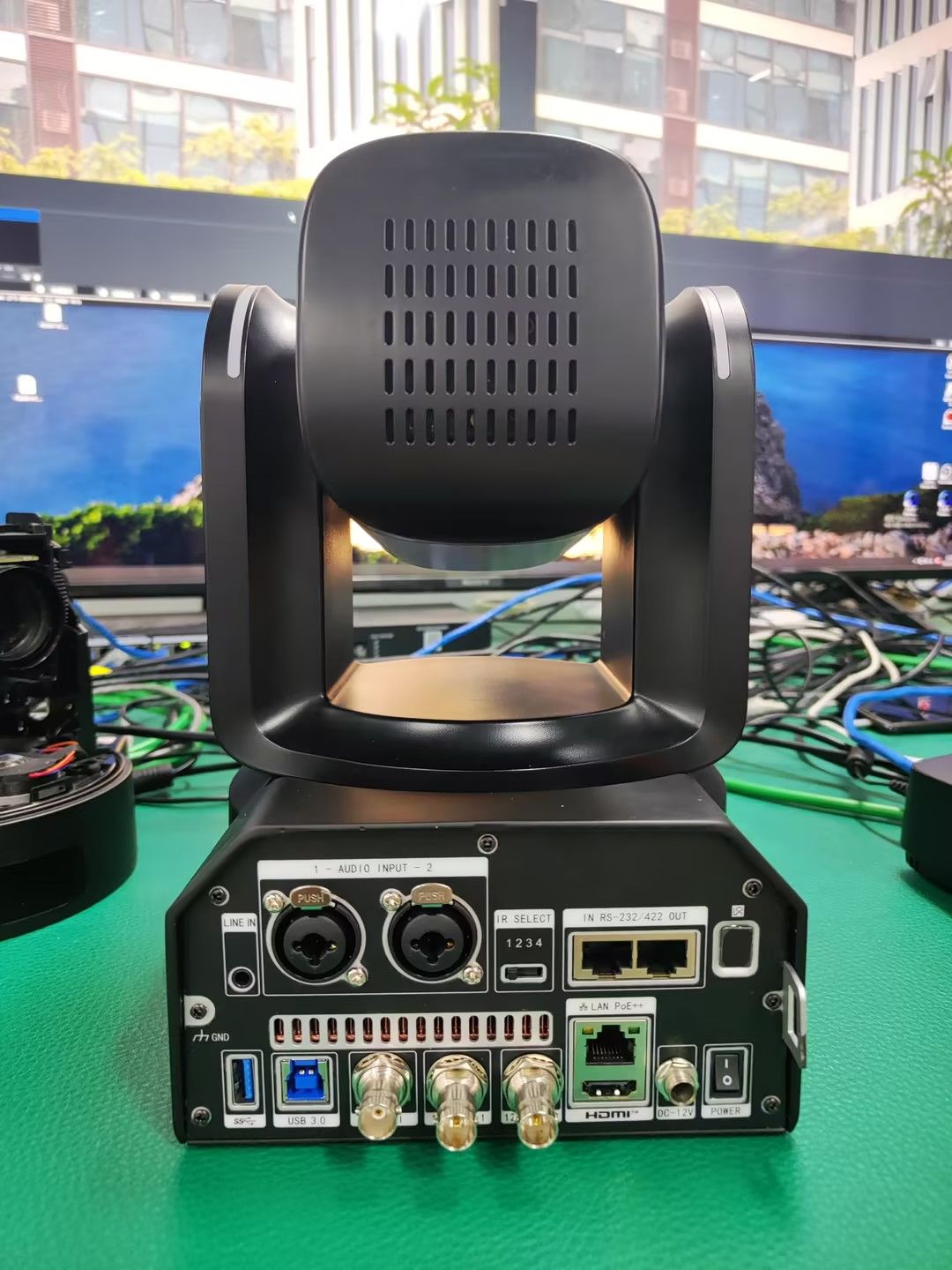 LAN
Protocol	TCP/IP, HTTP, RTSP, RTMP, RTMPS, SRT, Onvif, DHCP, VISCA Over IP, NDI®HX2（optional）, Free D
Video Compression	H.264, H.265
Code Stream	Main code stream*1, Sub code stream*1
Main Stream Resolution	3840*2160, 1920*1080, 1280*720
Sub Stream Resolution	640*480, 640*360, 352*288, 320*240, 176*144
Bit Rate Control	VBR, CBR
