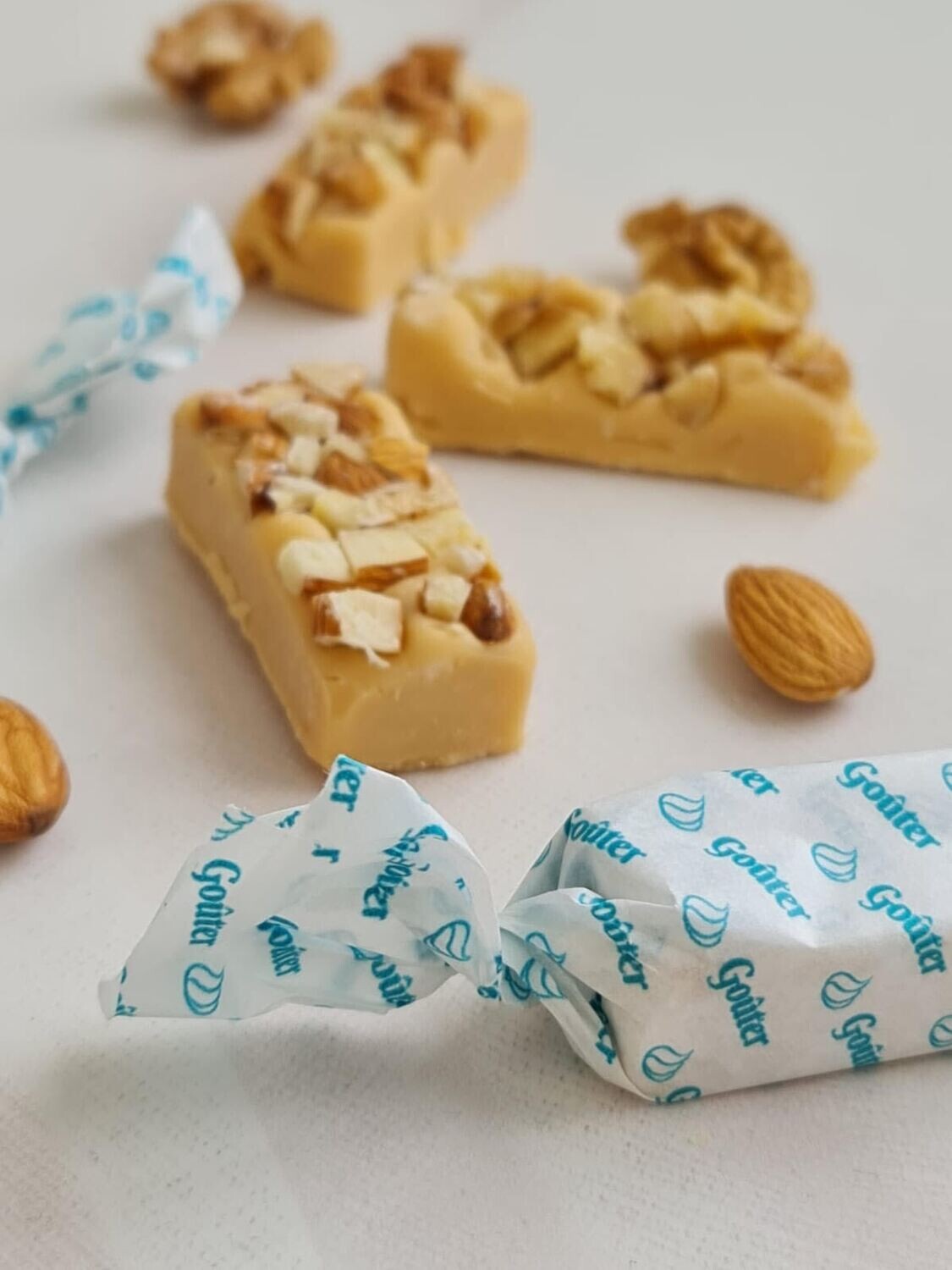 Calugas nuez y/o almendra a granel