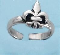 Fleur De Lis Sterling Silver Toe Ring