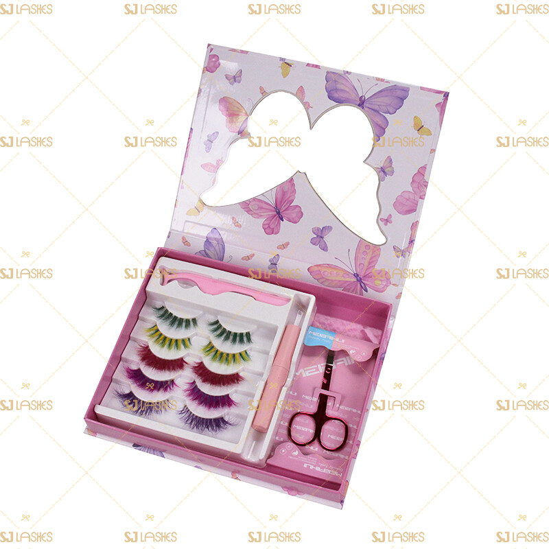 Complete eyelash application kits made of mink and silk.