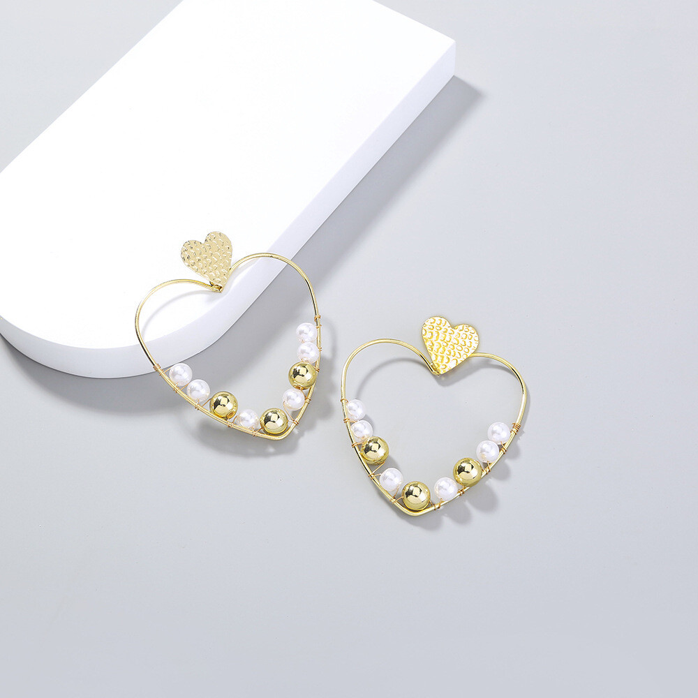 Hollow Double Love Heart Earrings Golden Small Elegant Beads Rhinestones Stud Earrings Pearls Jewelry For Women