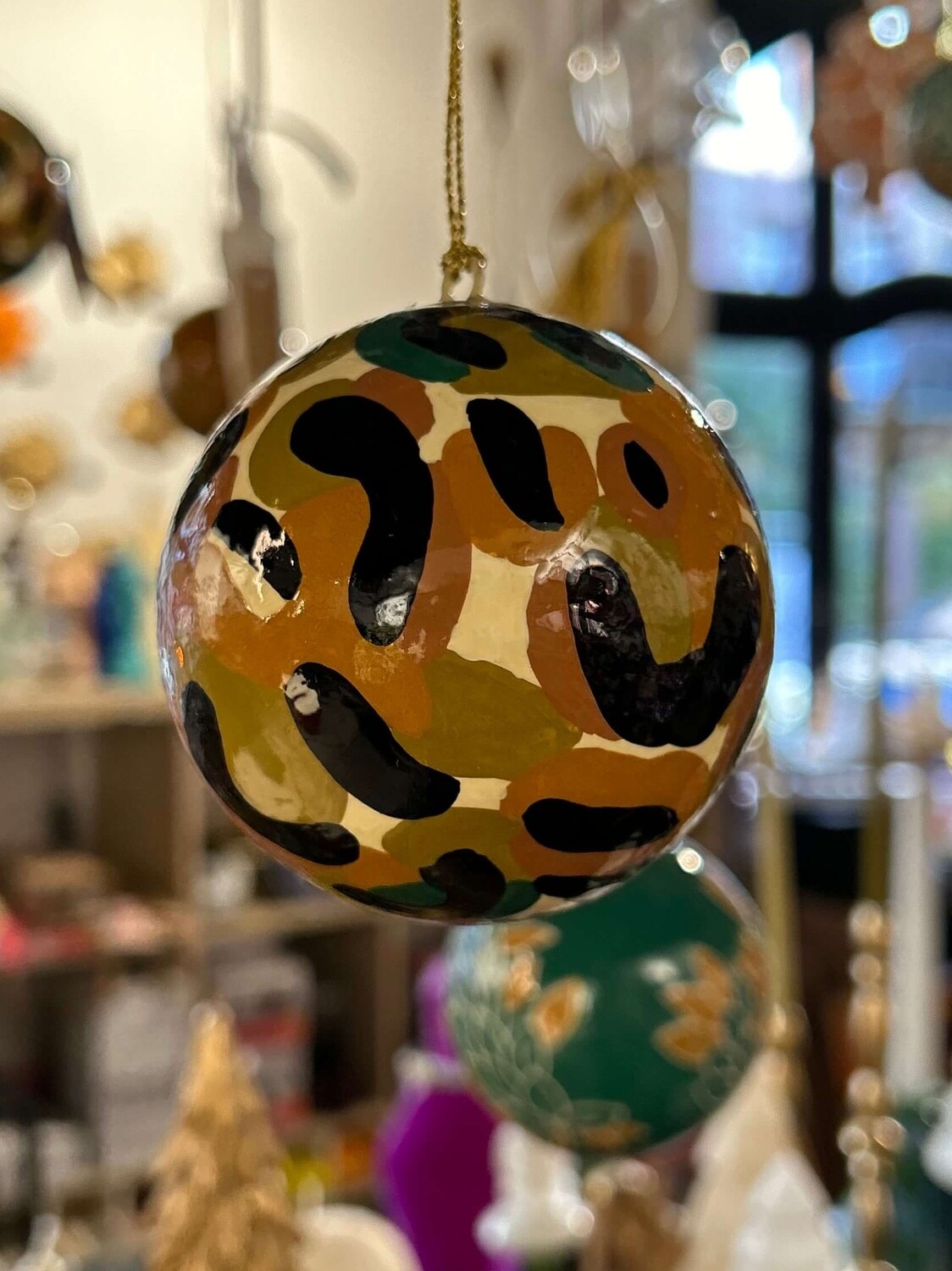 Boule de Noel artisanales Léopard