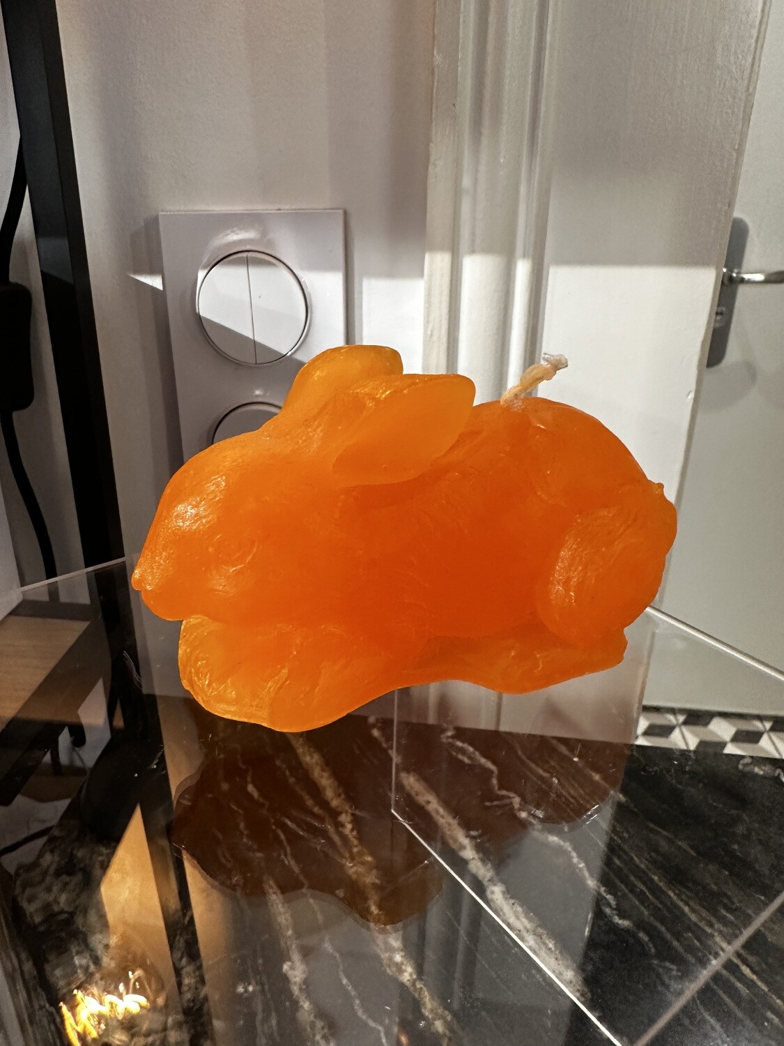 Lapin en cire Orange