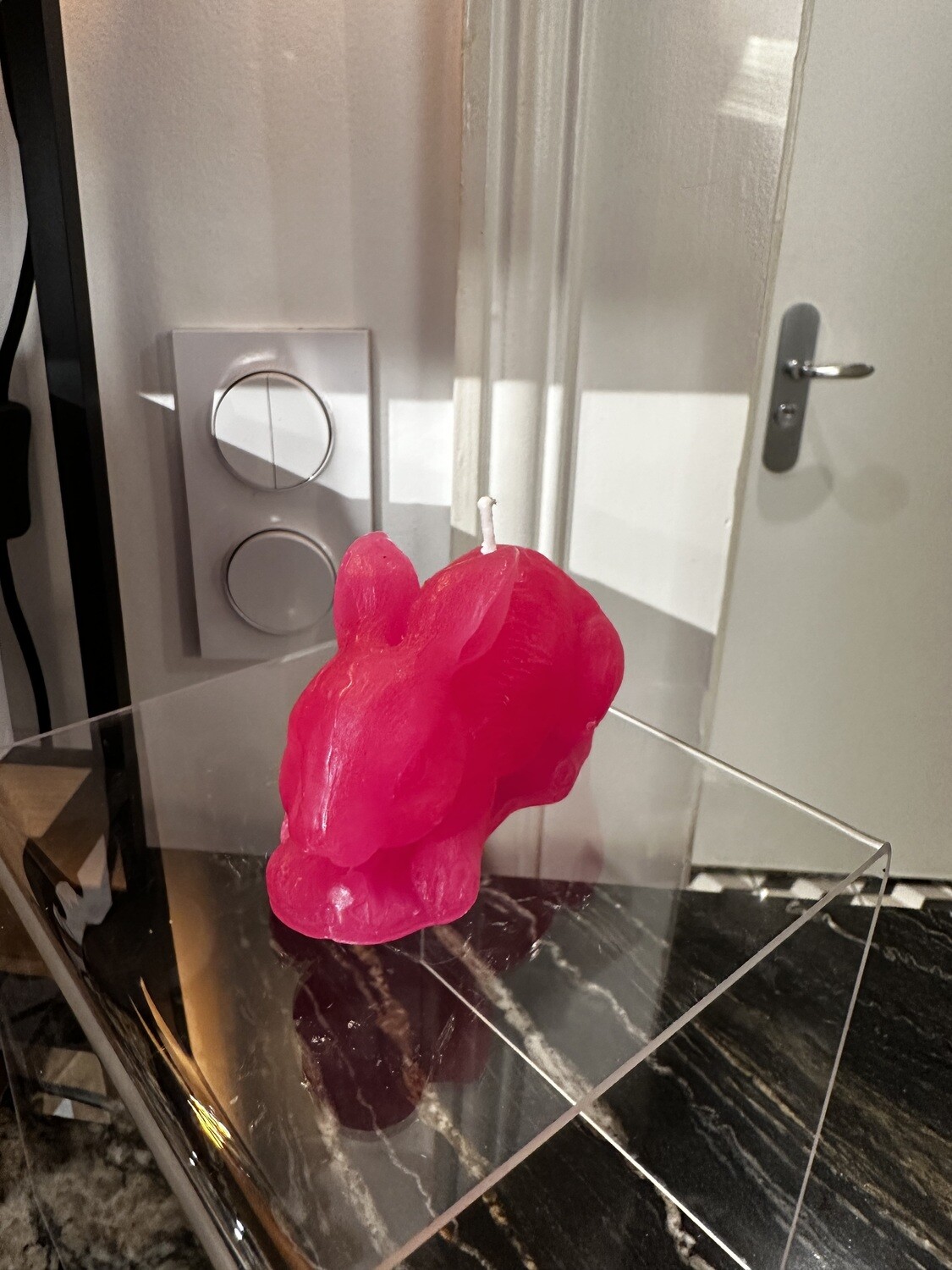 Lapin en cire Rose Fluo