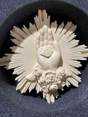 Ex-voto La Main de Marie Jaune Polaire