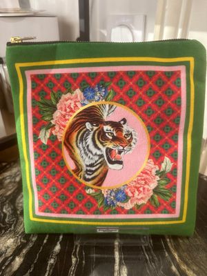 Pochette Begale