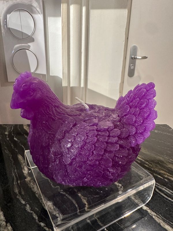 Poule en cire Violet