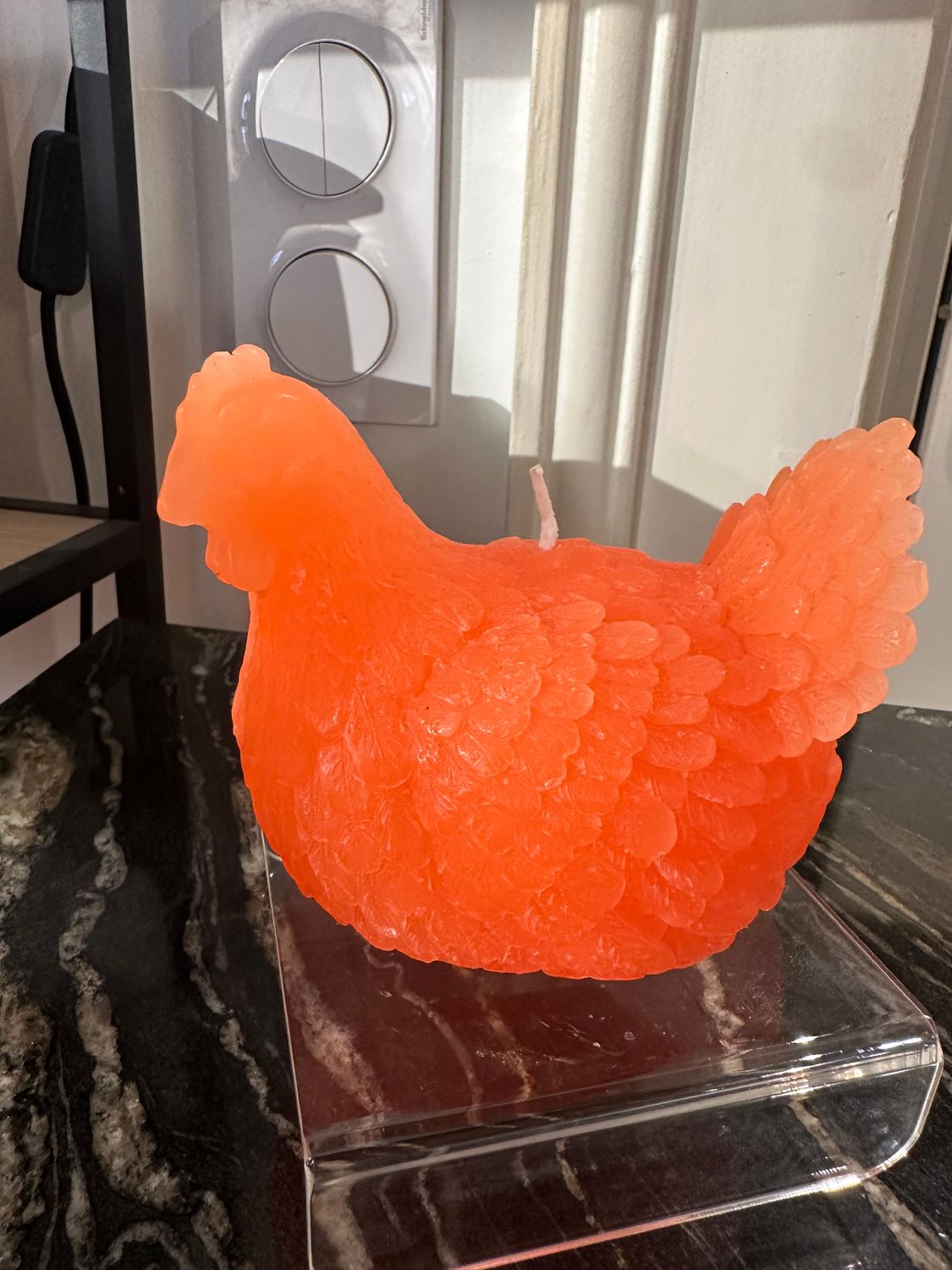 Poule en cire Orange Fluo