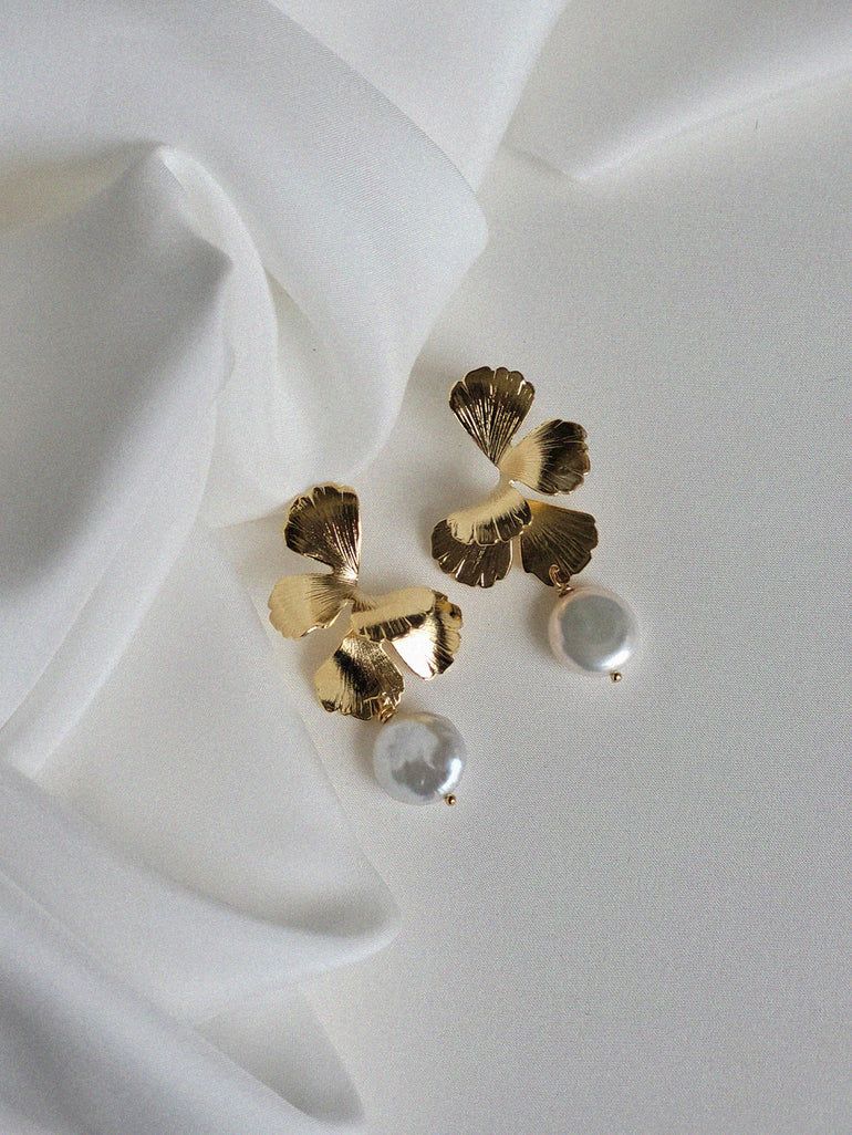 Maison Sabben Univers Pearl Earrings Maison Sabben Univers Pearl Earrings
