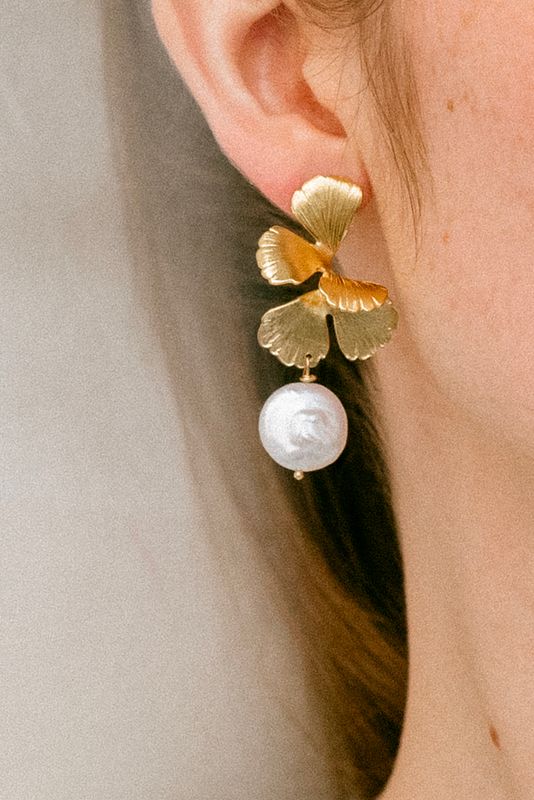 Maison Sabben Univers Pearl Earrings