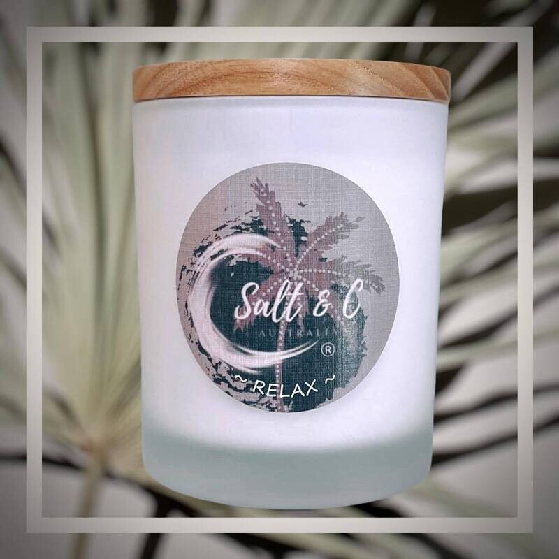 LARGE WHITE BEACH HOUSE CANDLE | with Timber Lid