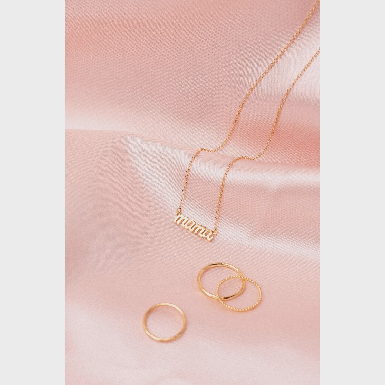 Mama Necklace