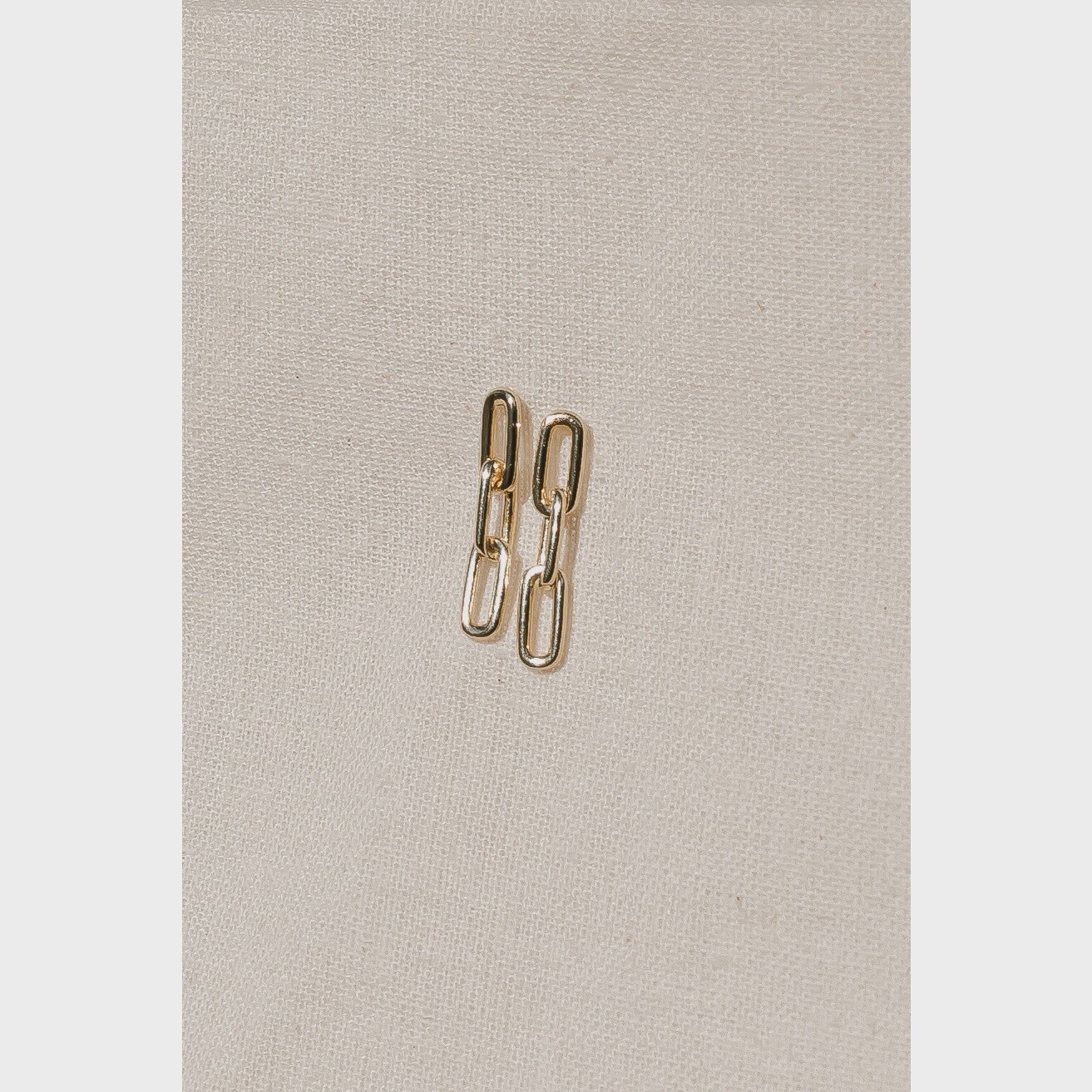 Isra Chain Earring
