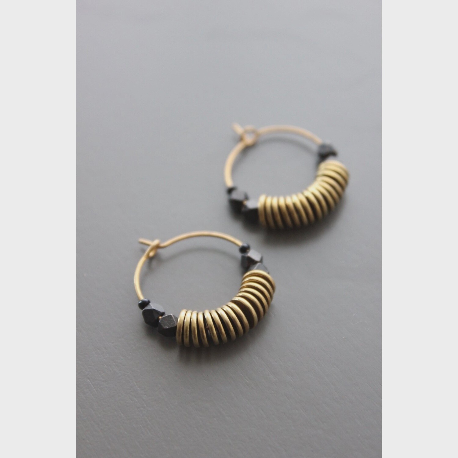 TLDE01 Brass discs and hematite hoop earrings