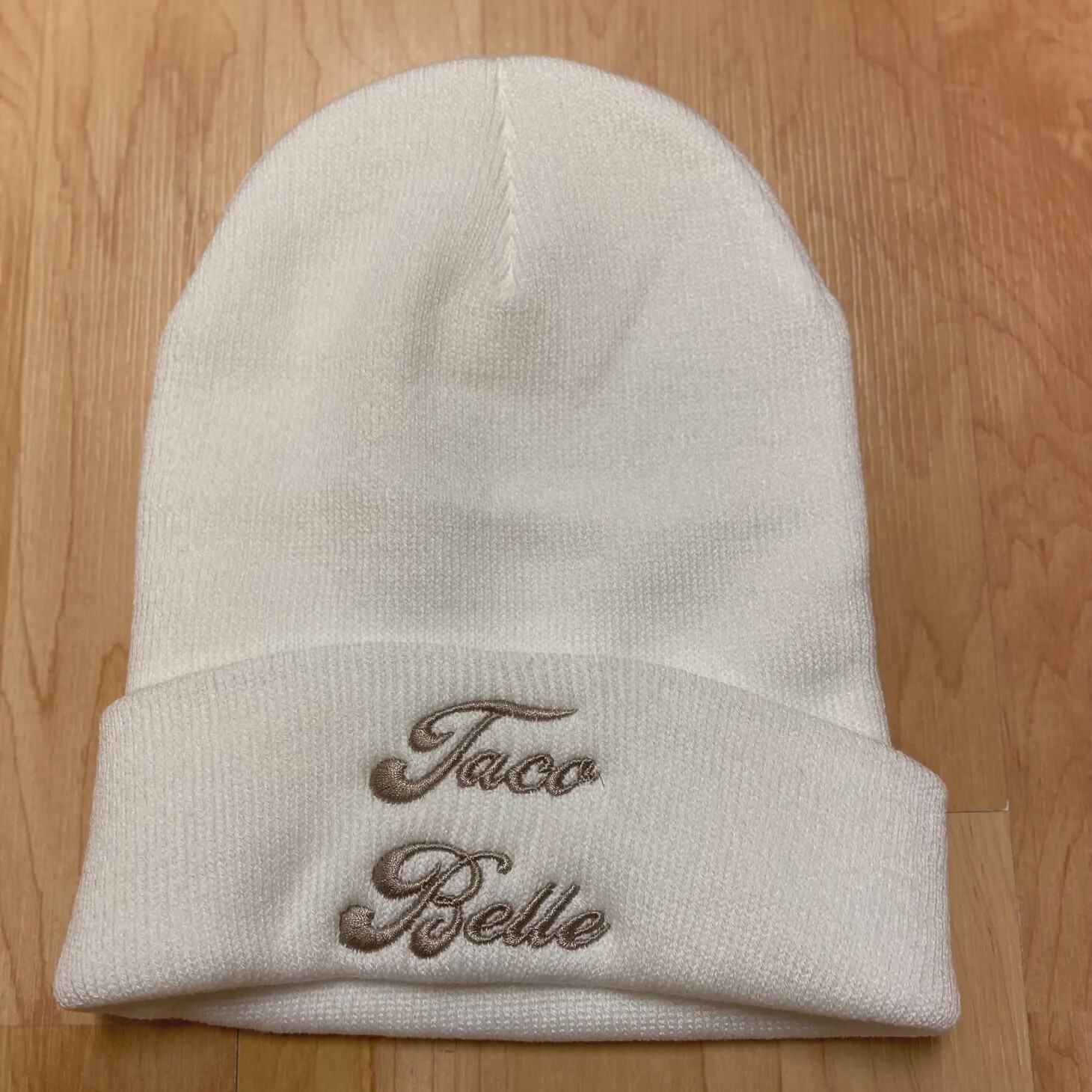 Taco Belle Beanie/White