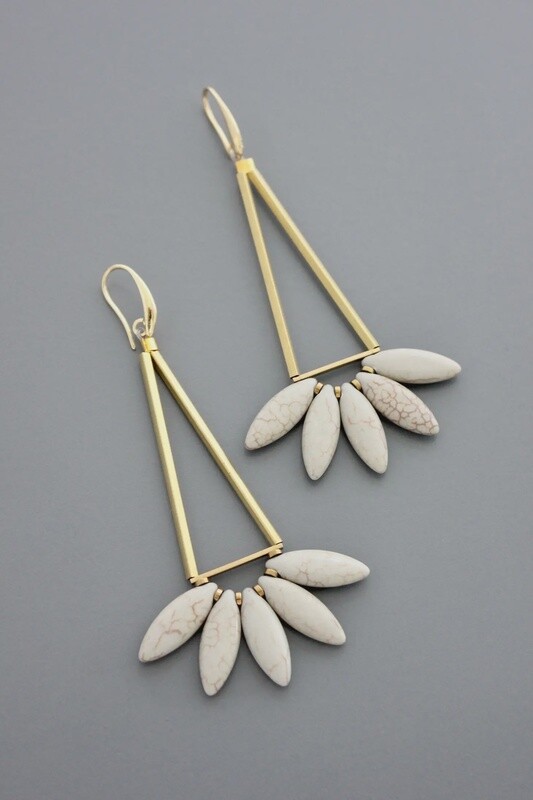 Geometric gray lotus earrings