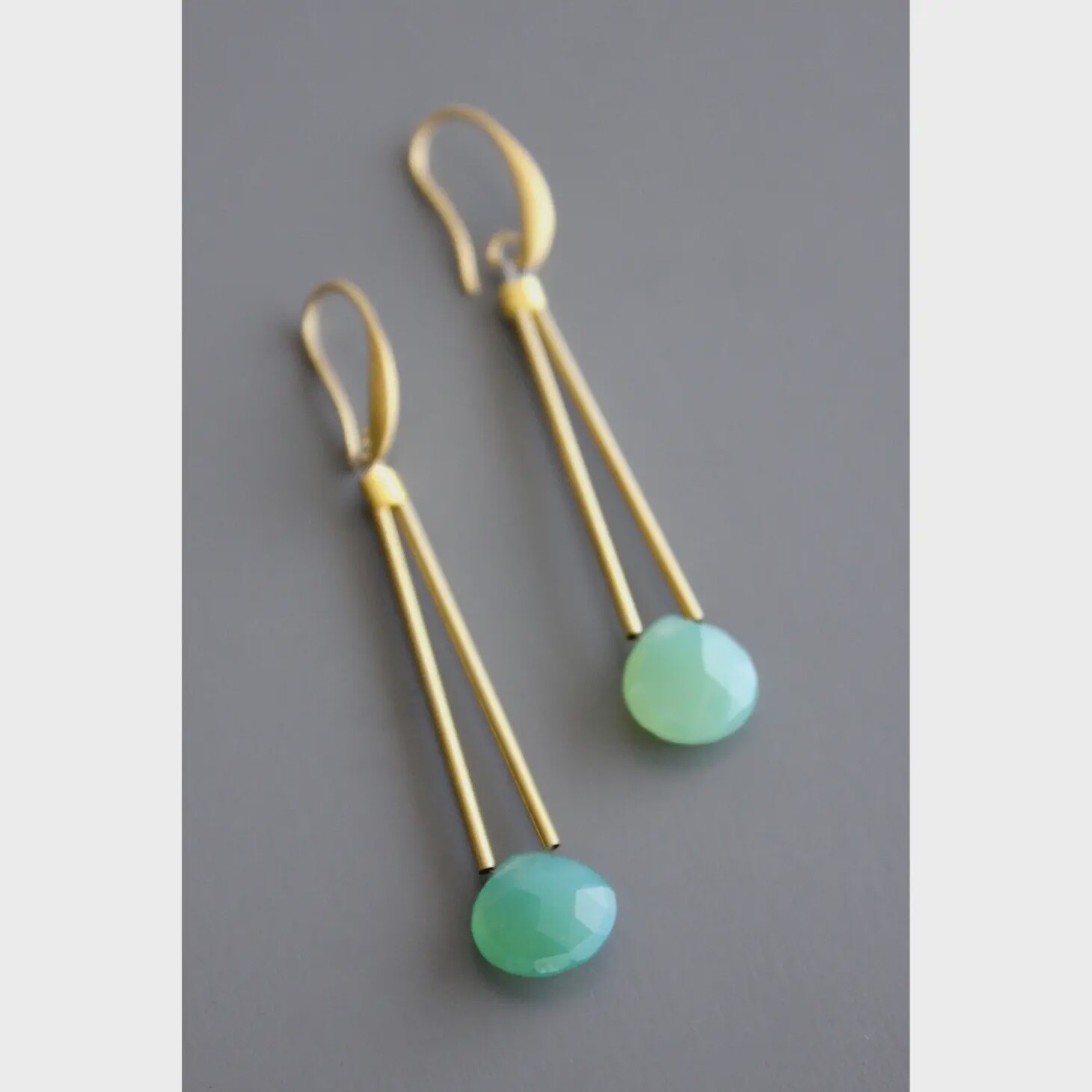 Green onyx geometric earrings