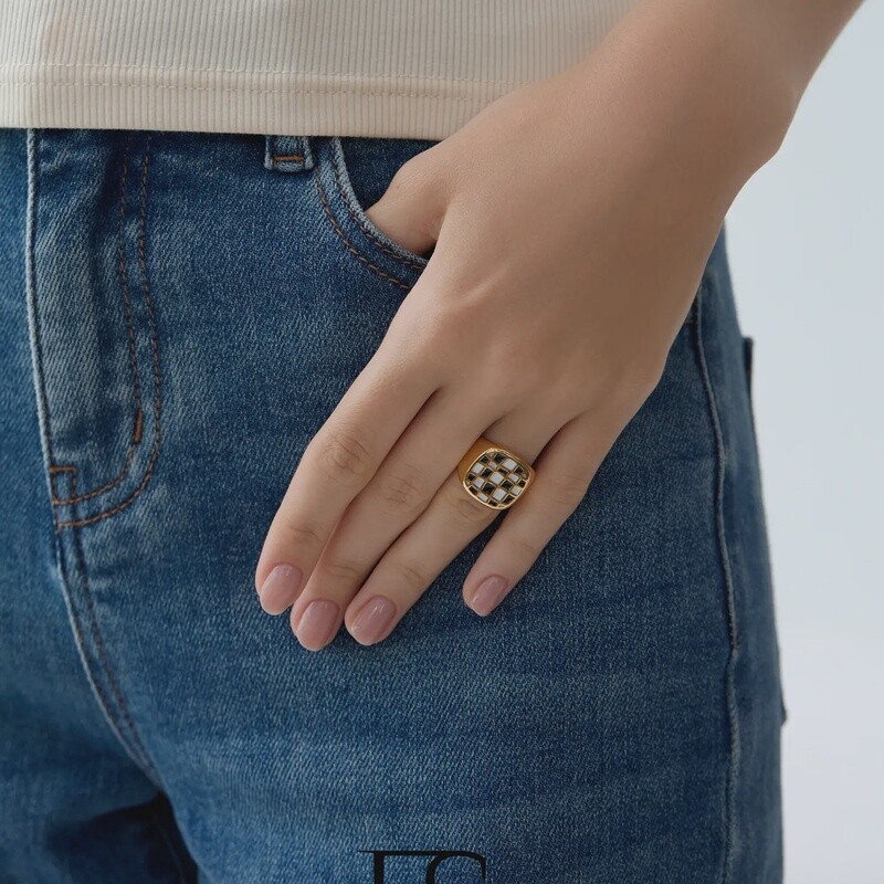 Black and White Checkerboard Signet Ring