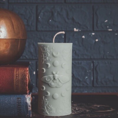 MOTH AND MOON CANDLE | PILLAR