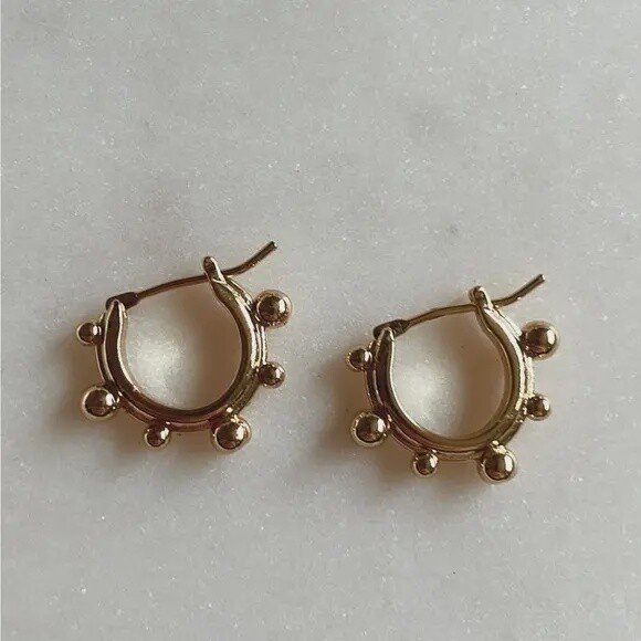 Ulla Hoops
