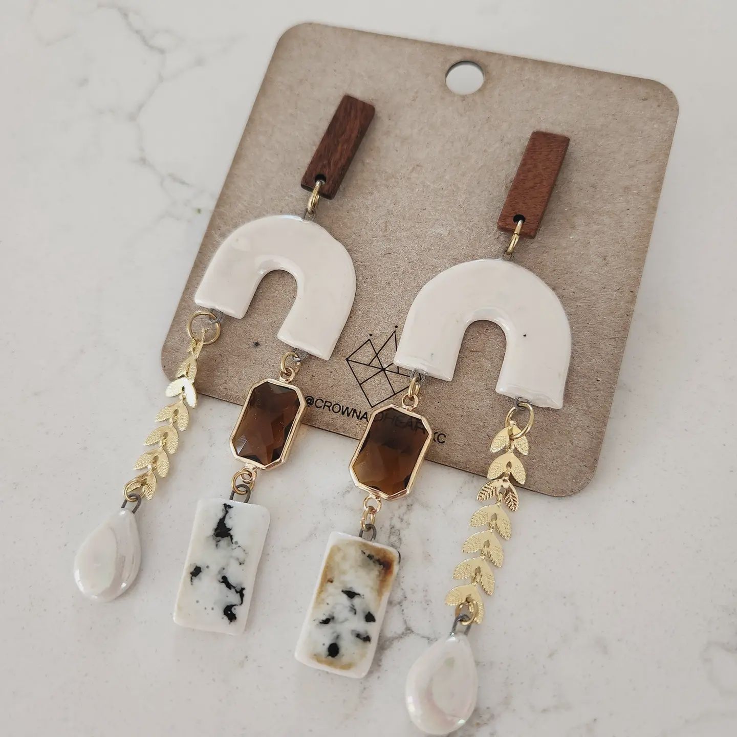 Wood &amp; Pearl Leaf Chain Arch Earrings
