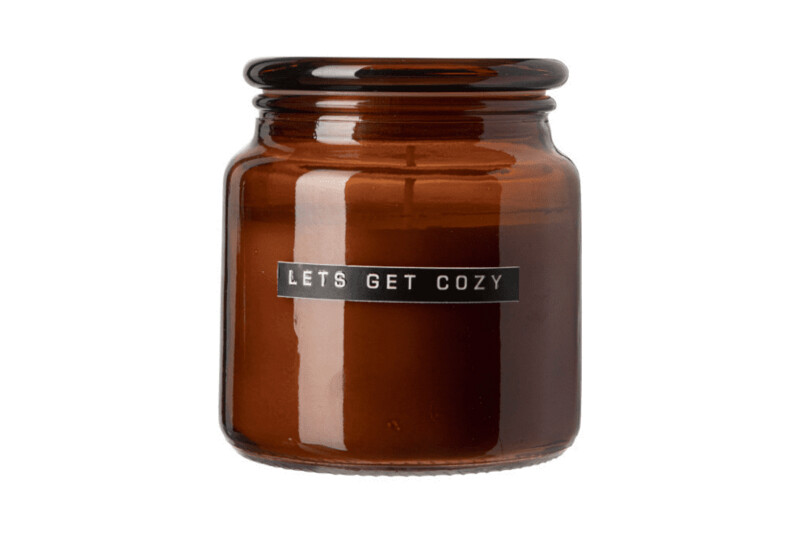 Wellmark Grote geurkaars cedarwood bruin glas 'let's get cozy'