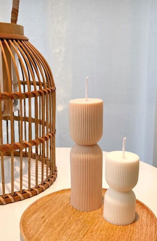 Handgemaakte Cilinder kaars big (beige)