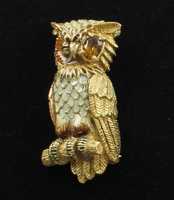 18KT YELLOW GOLD ENAMEL AND CITRINE OWL PIN