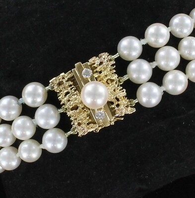 14KT TRIPLE STRAND 6.5MM PEARL BRACELET 14KT TRIPLE STRAND 6.5MM PEARL BRACELET