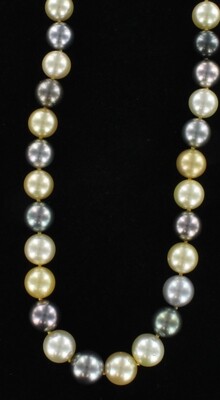 14KTW DIAMOND BALL CLASP ON SOUTH SEA PEARL NECKLACE
