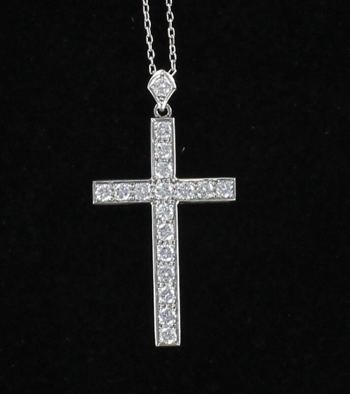 PLATINUM 1.70 CT TW DIAMOND CROSS