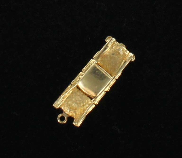 14KTY CAR CHARM