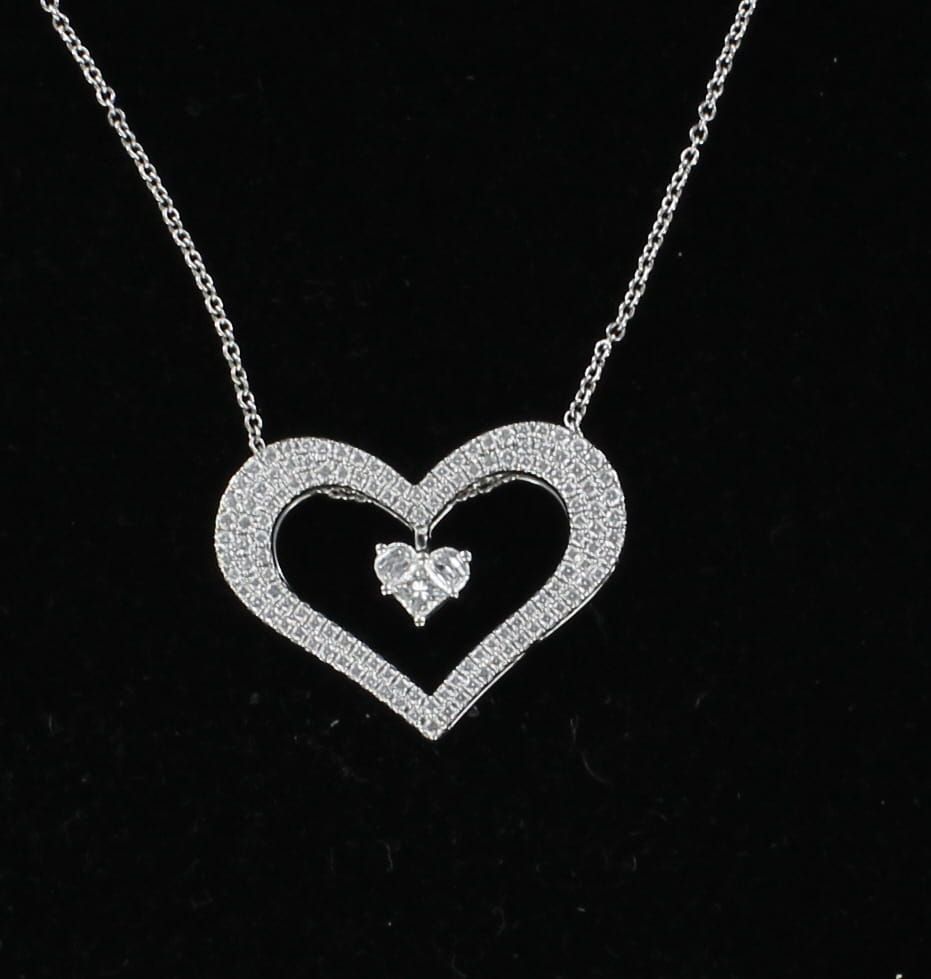 18KTW 2.0 CT TW DIAMOND HEART PENDANT