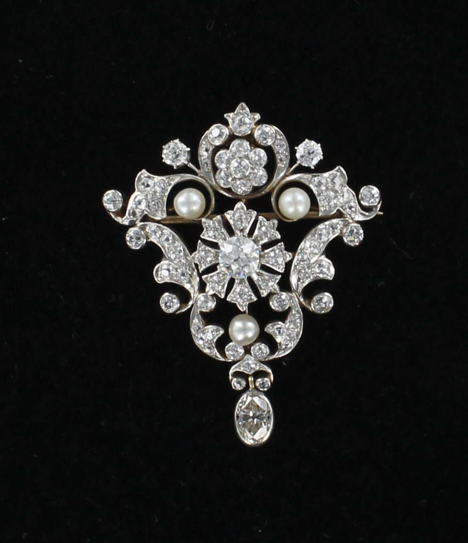 PLATINUM DIAMOND PEARL PIN/PENDANT