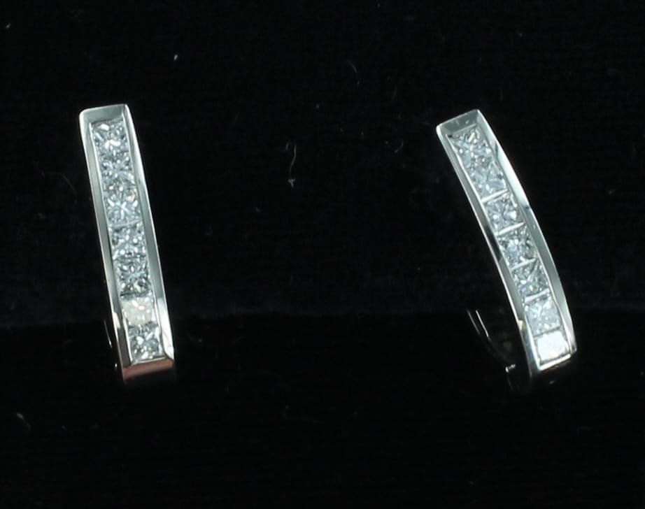 14KTW 1.40 CT TW PRINCESS CUT DIAMOND HOOP EARRINGS