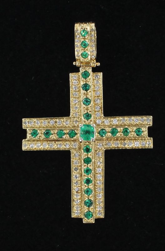 14KTY EMERALD AND DIAMOND CROSS