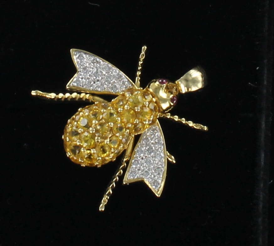 14KTY YELLOW SAPPHIRE AND DIAMOND BEE PIN/PENDANT
