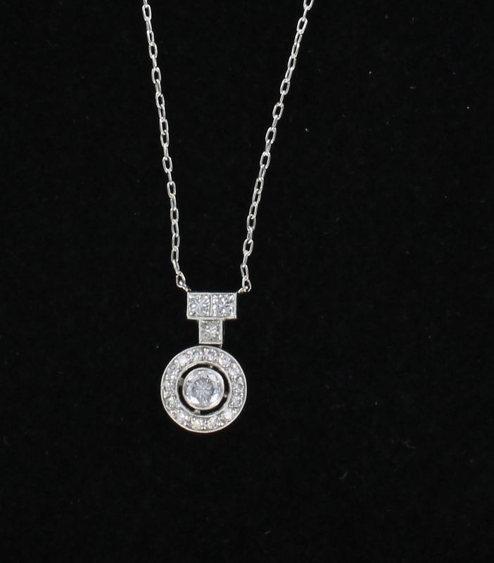 PLATINUM .50 CT ROUND DIAMOND PENDANT