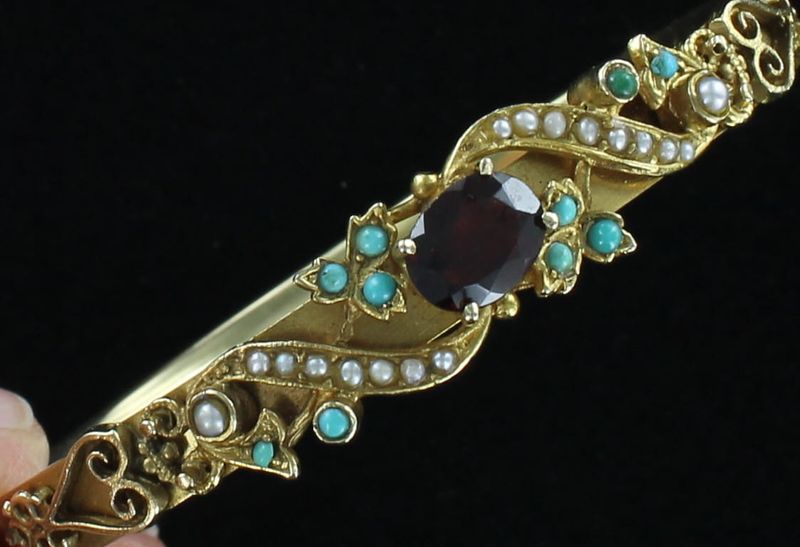 14KTY GARNET, TURQUOISE WITH SEED PEARL BRACELET CA 1920