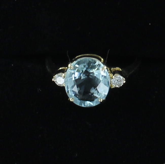 14KTY AQUAMARINE RING