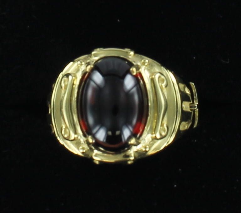 14KTY CABICHON 9.5CT GARNET RING