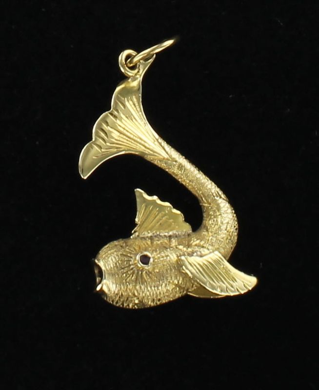 18KTY FISH CHARM WITH RUBIES