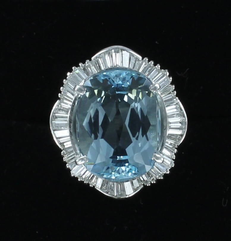 PLATINUM 12.0 CT AQUAAMRINE WITH 3.0 CT TW BAGUETTE RING
