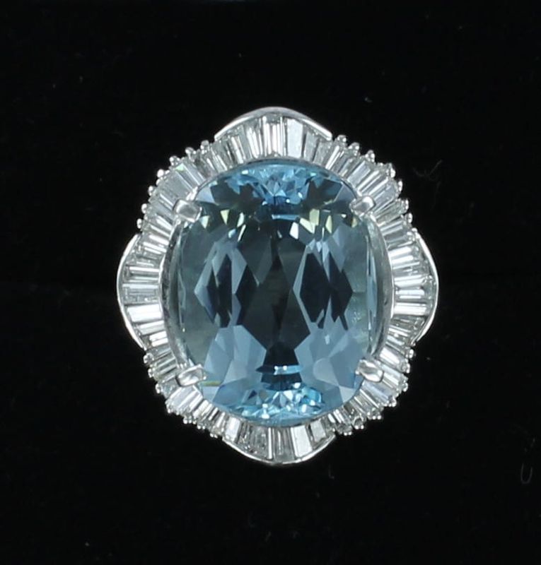 PLATINUM 12.0 CT AQUAAMRINE WITH 3.0 CT TW BAGUETTE RING