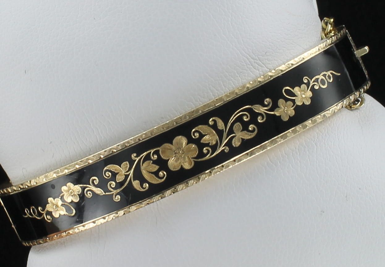 14KTY VICTORIAN ENAMEL BANGLE BRACELET