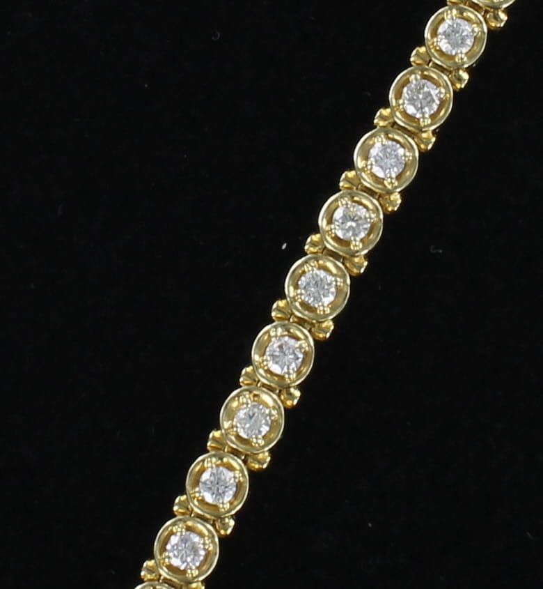 18KTY 3.5 CT TW ROUND DIAMOND LINE BRACELET